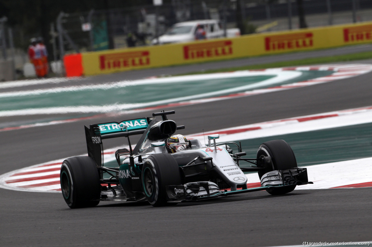 GP MESSICO, 28.10.2016 - Prove Libere 1, Lewis Hamilton (GBR) Mercedes AMG F1 W07 Hybrid