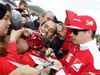GP MESSICO, Kimi Raikkonen (FIN) Ferrari signs autographs for the fans.
27.10.2016.
