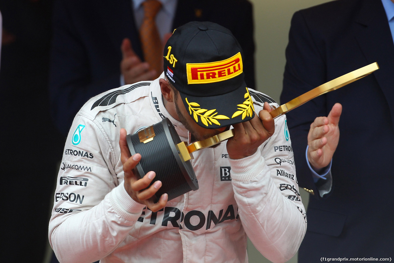 GP MONACO, 29.05.2016 - Gara, Lewis Hamilton (GBR) Mercedes AMG F1 W07 Hybrid vincitore