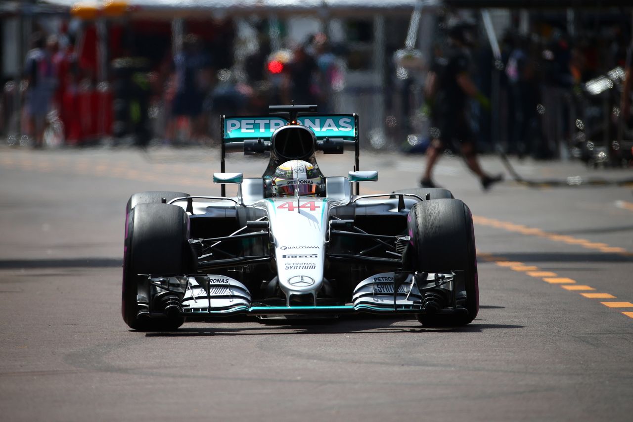 GP MONACO, 26.05.2016 - Prove Libere 1, Lewis Hamilton (GBR) Mercedes AMG F1 W07 Hybrid
