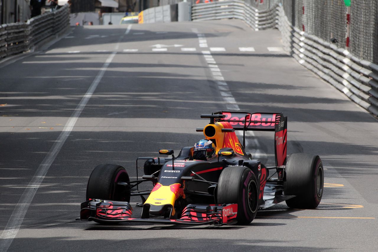 GP MONACO, 26.05.2016 - Prove Libere 1, Daniel Ricciardo (AUS) Red Bull Racing RB12