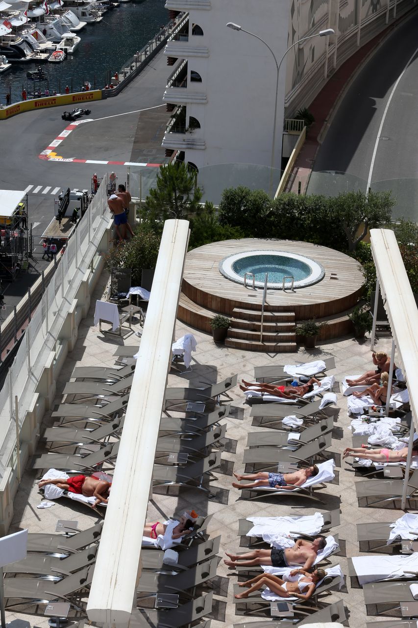 GP MONACO, 26.05.2016 - Prove Libere 1, Lewis Hamilton (GBR) Mercedes AMG F1 W07 Hybrid