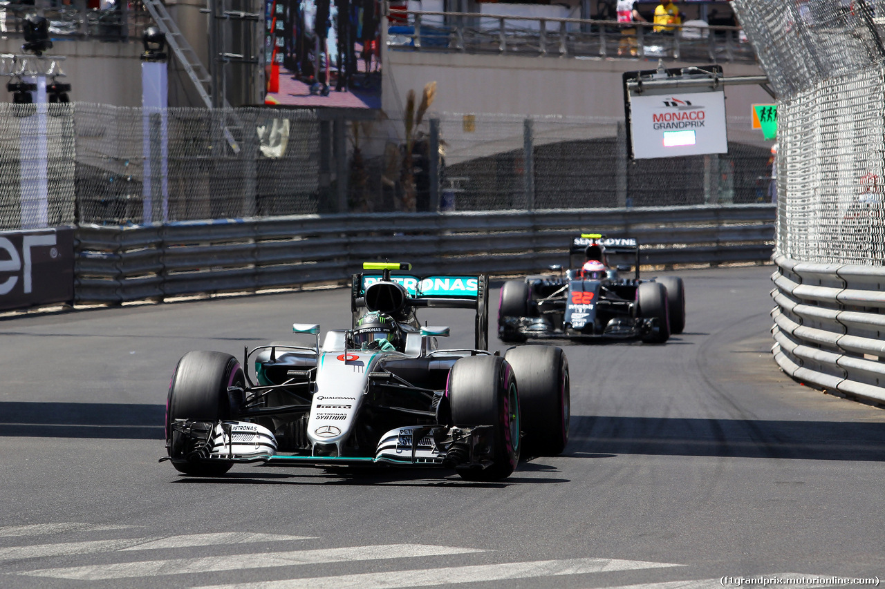 GP MONACO, 28.05.2016 - Prove Libere 3, Nico Rosberg (GER) Mercedes AMG F1 W07 Hybrid e Jenson Button (GBR)  McLaren Honda MP4-31