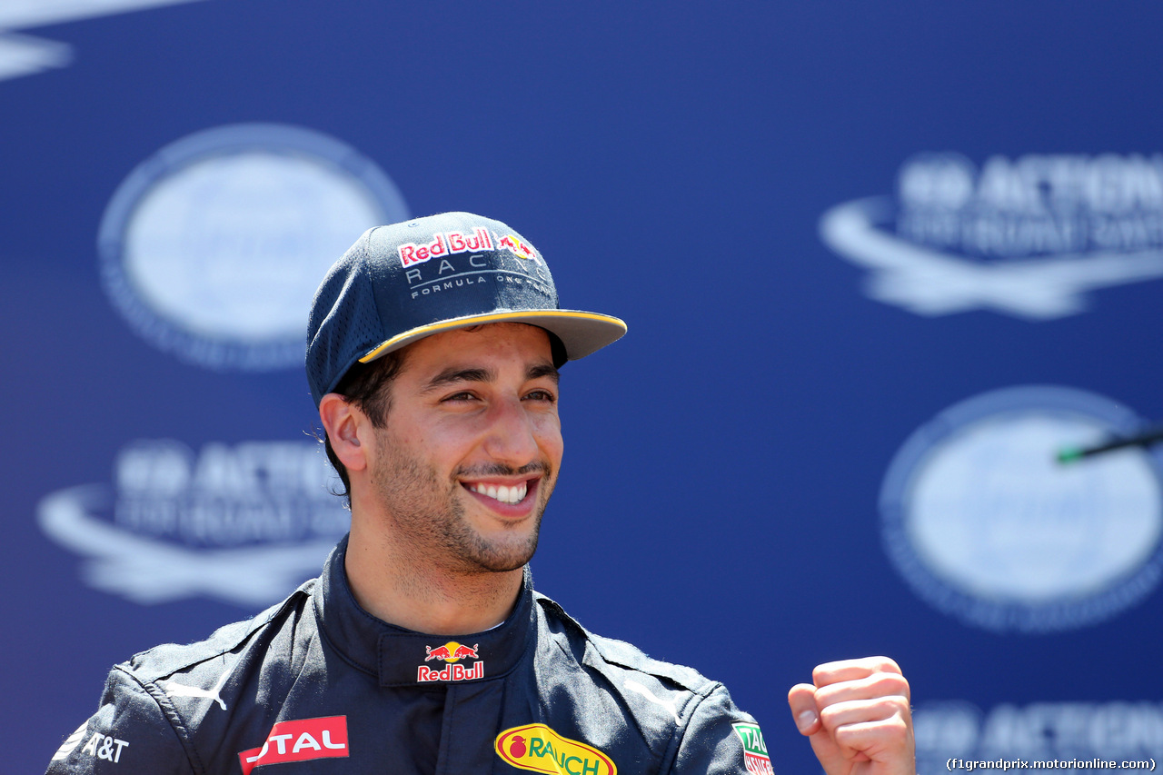 GP MONACO, 28.05.2016 - Qualifiche, Daniel Ricciardo (AUS) Red Bull Racing RB12 pole position