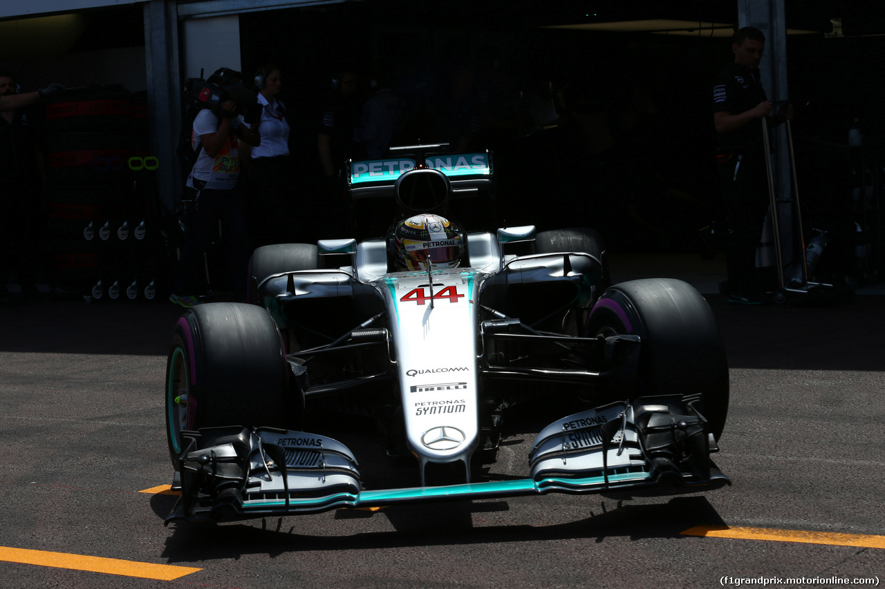 GP MONACO, 28.05.2016 - Qualifiche, Lewis Hamilton (GBR) Mercedes AMG F1 W07 Hybrid