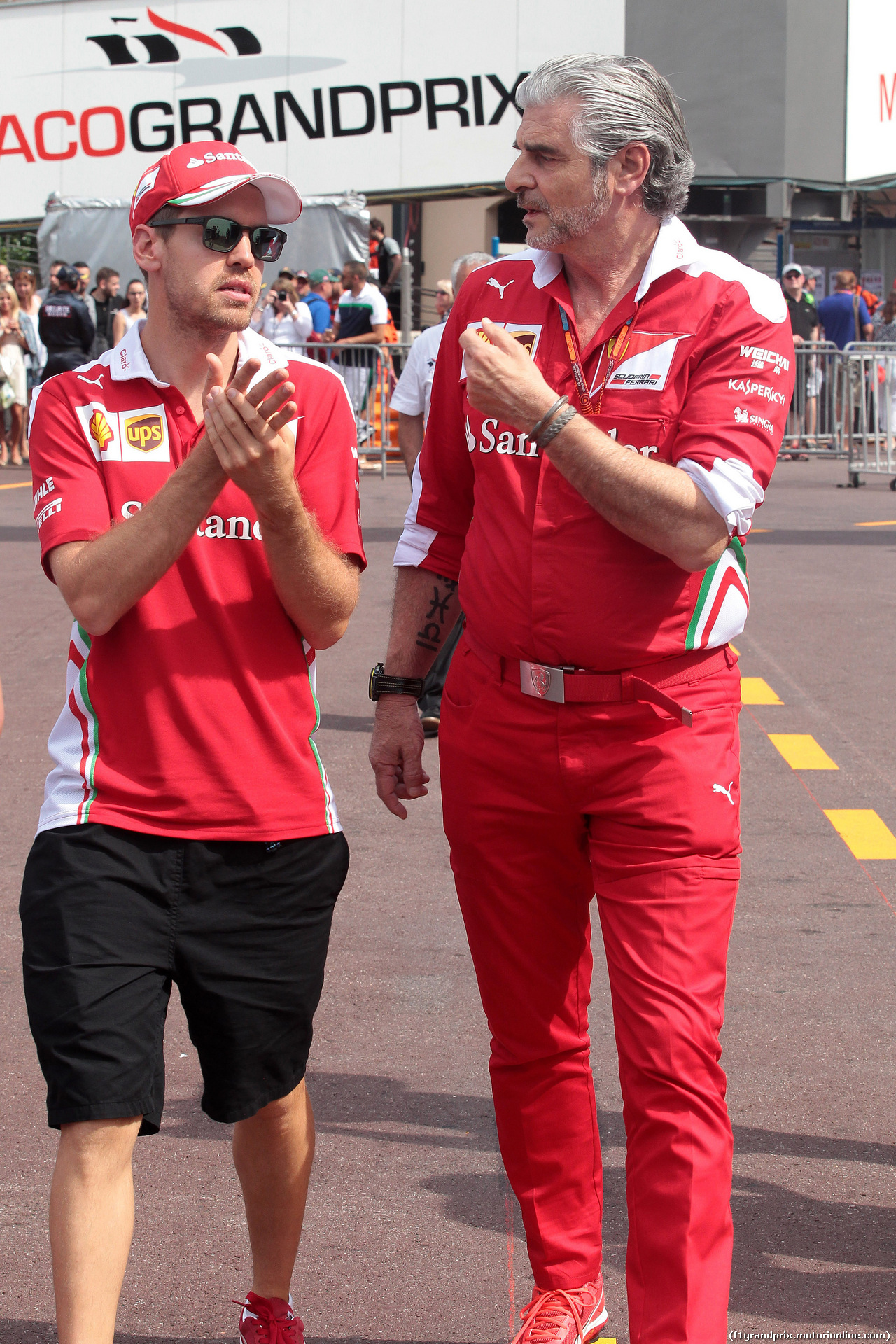 GP MONACO, 27.05.2016 - Sebastian Vettel (GER) Ferrari SF16-H e Maurizio Arrivabene (ITA) Ferrari Team Principal