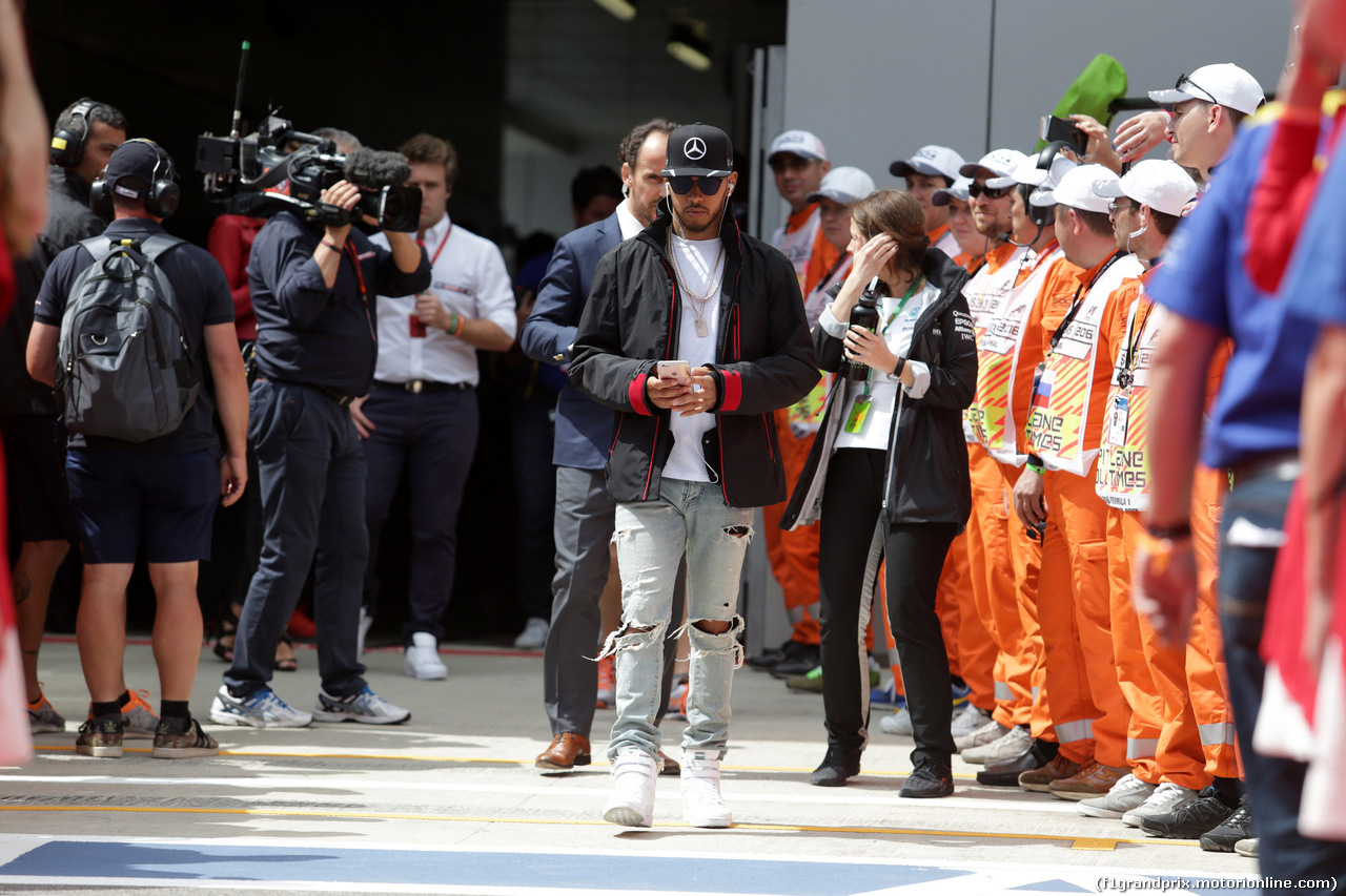GP RUSSIA, 01.05.2016 - Lewis Hamilton (GBR) Mercedes AMG F1 W07 Hybrid