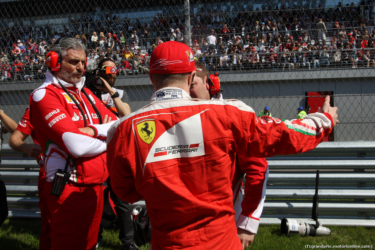 GP RUSSIA, 01.05.2016 - Gara, Maurizio Arrivabene (ITA) Ferrari Team Principal e Kimi Raikkonen (FIN) Ferrari SF16-H