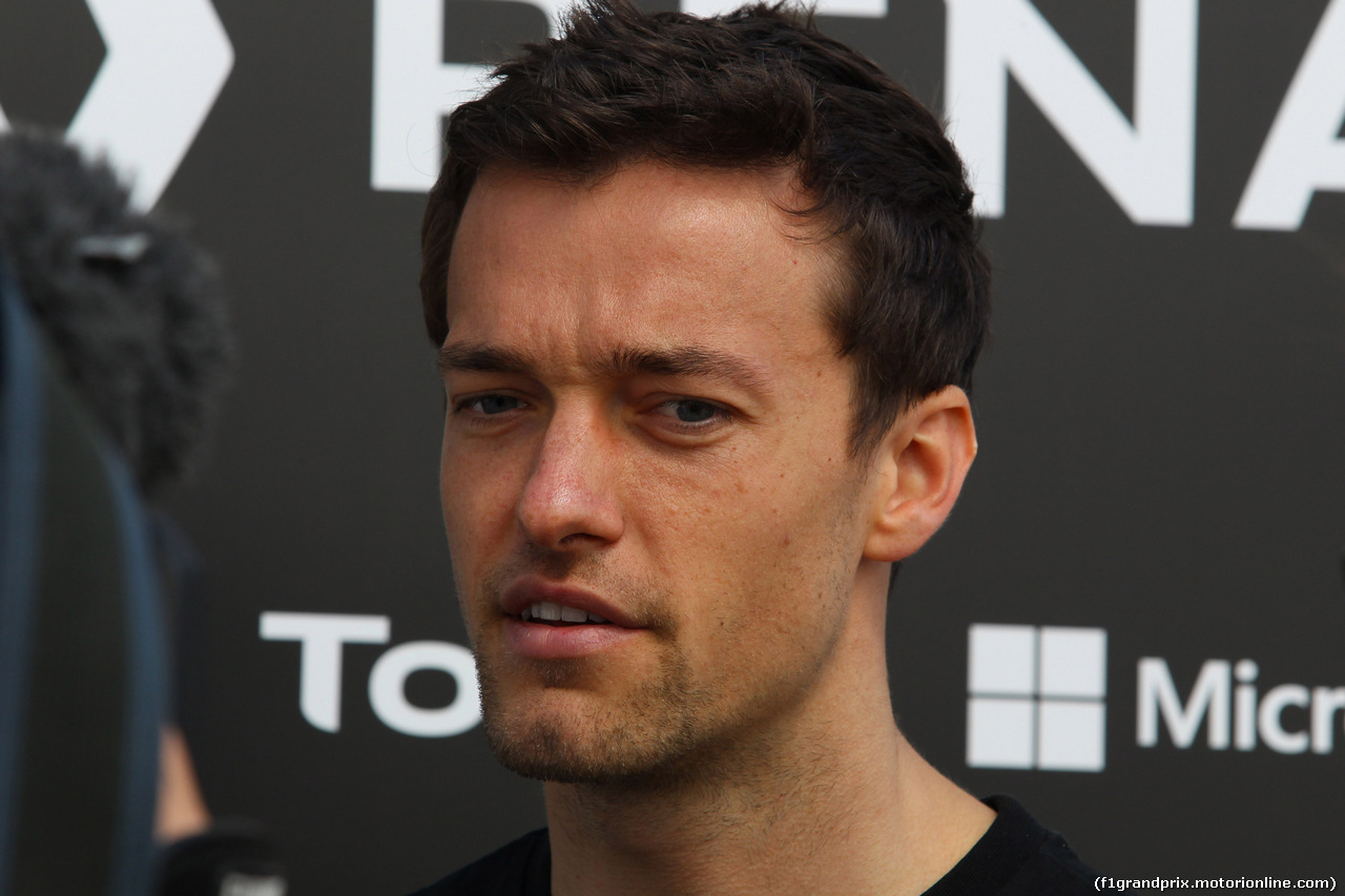 GP RUSSIA, 28.04.2016 - Jolyon Palmer (GBR) Renault Sport F1 Team RS16