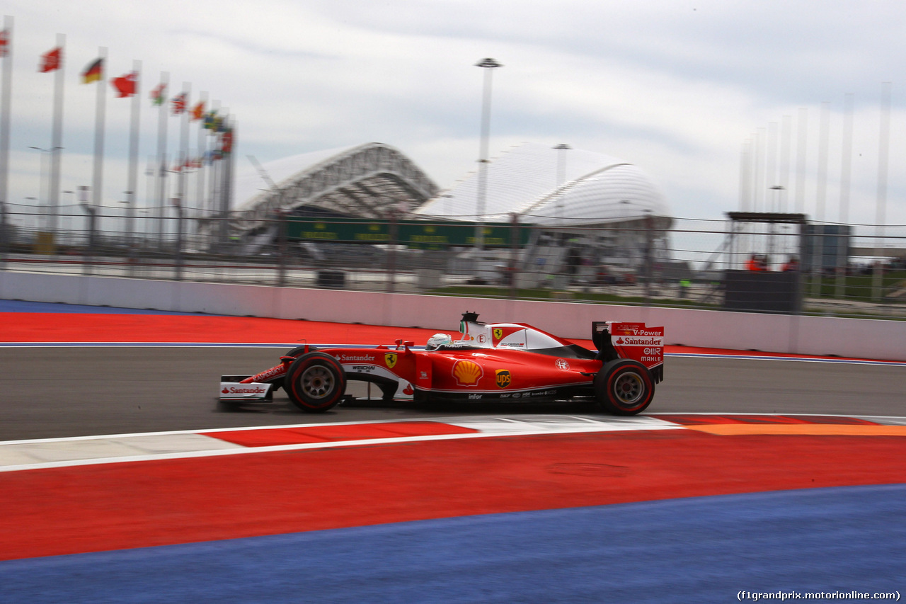 GP RUSSIA, 30.04.2016 - Prove Libere 3, Sebastian Vettel (GER) Ferrari SF16-H