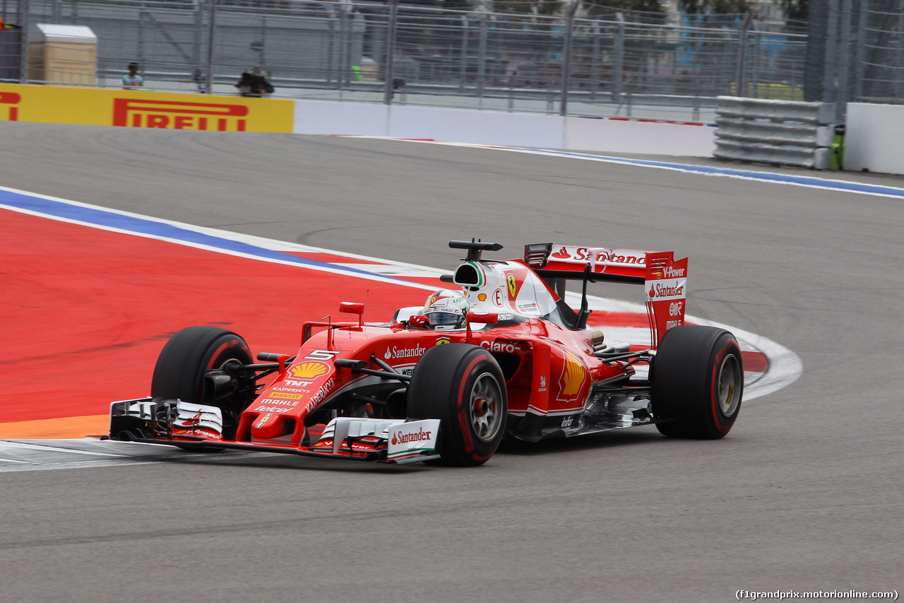 GP RUSSIA, 30.04.2016 - Prove Libere 3, Sebastian Vettel (GER) Ferrari SF16-H