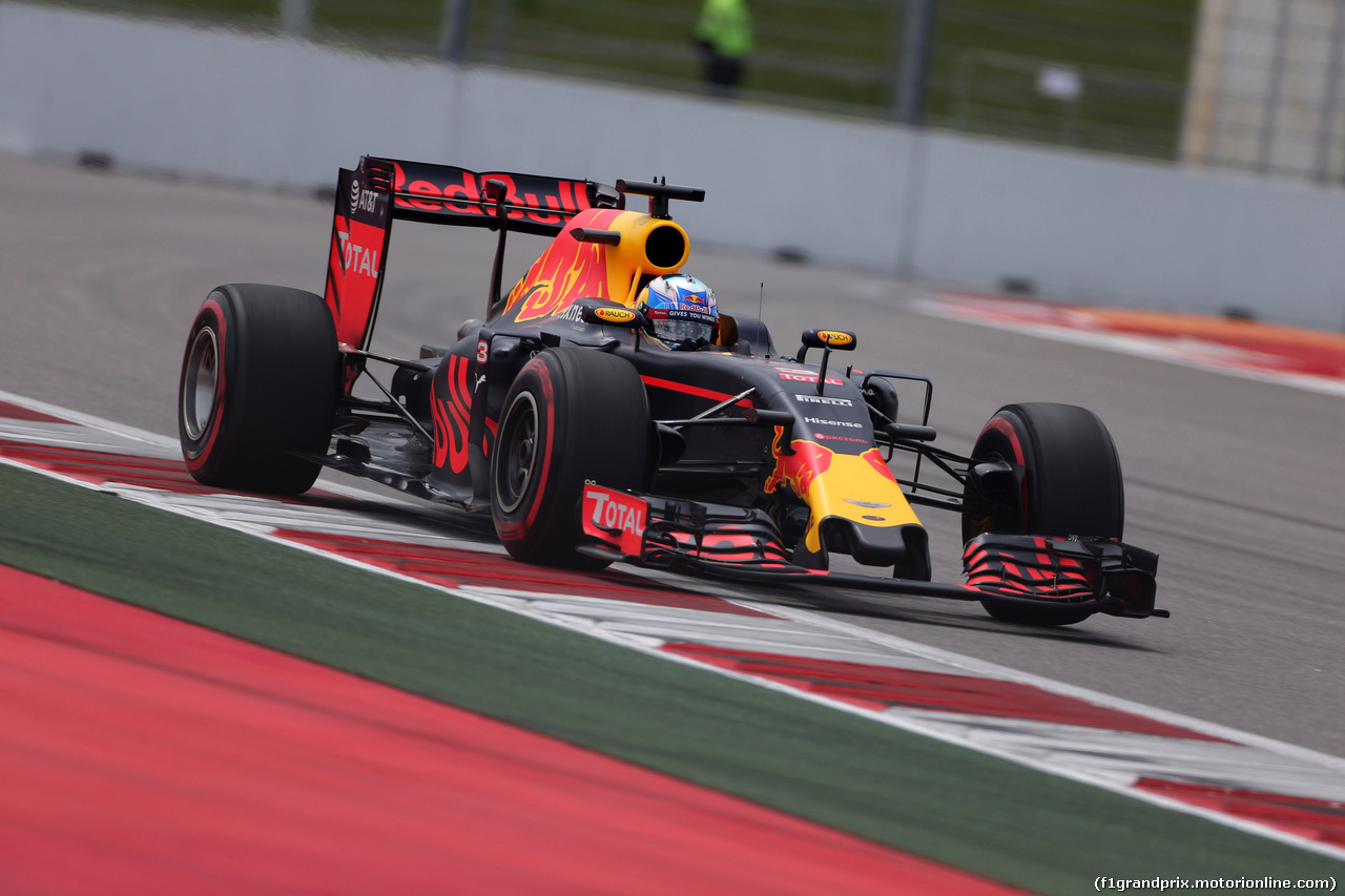 GP RUSSIA, 30.04.2016 - Prove Libere 3, Daniel Ricciardo (AUS) Red Bull Racing RB12