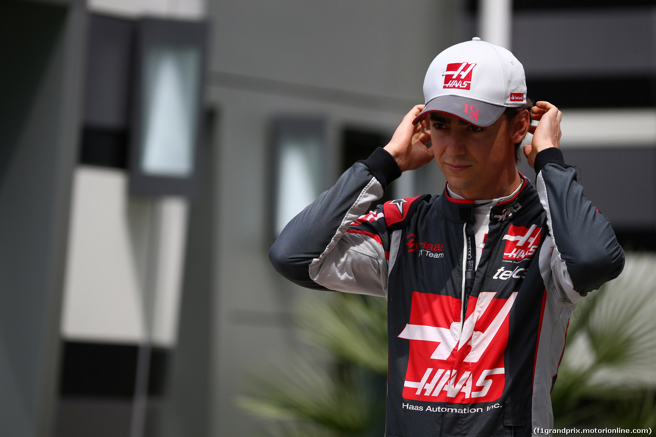 GP RUSSIA, 30.04.2016 - Prove Libere 3, Esteban Gutierrez (MEX) Haas F1 Team VF-16
