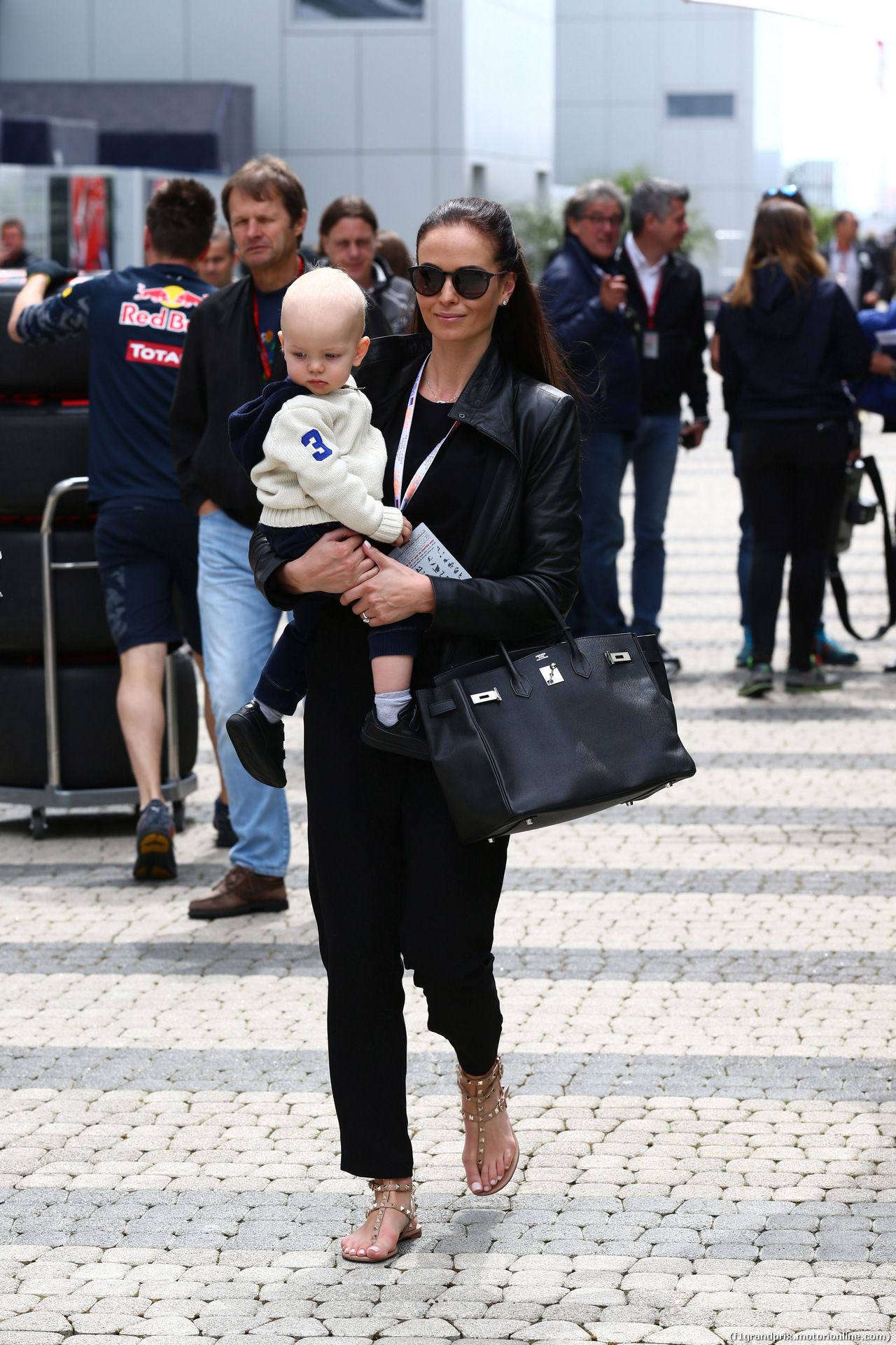 GP RUSSIA, 30.04.2016 - Prove Libere 3, Minttu Virtanen, girlfriend of Kimi Raikkonen (FIN) e their son Robin