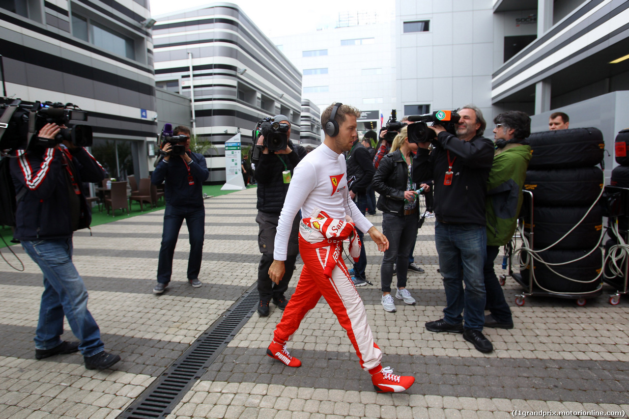 GP RUSSIA, 30.04.2016 - Qualifiche, Sebastian Vettel (GER) Ferrari SF16-H