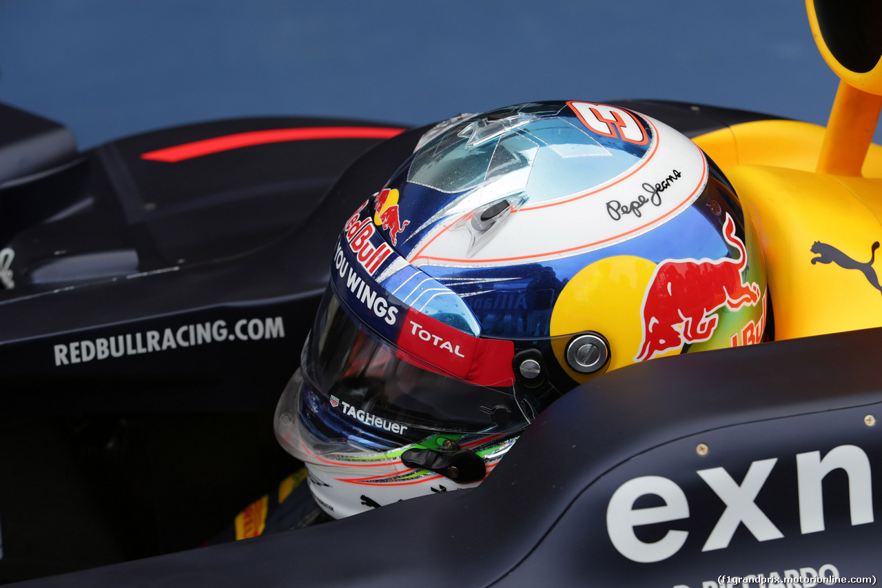 GP RUSSIA, 30.04.2016 - Qualifiche, Daniel Ricciardo (AUS) Red Bull Racing RB12