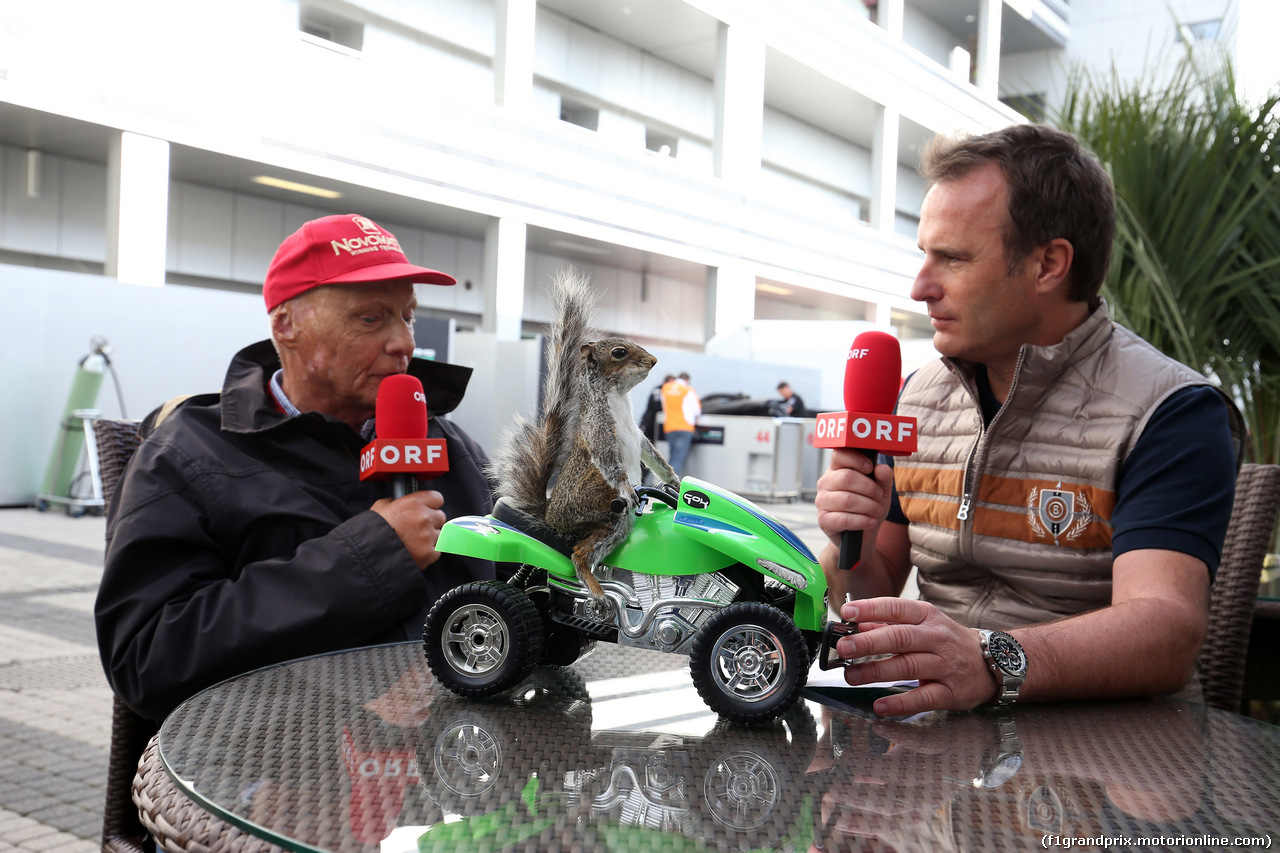 GP RUSSIA, 30.04.2016 - Nikki Lauda (AU), Mercedes with a present of Bernie Ecclestone (GBR), President e CEO of FOM for his birthday.