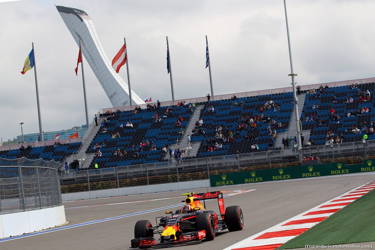 GP RUSSIA, 29.04.2016 - Prove Libere 1, Daniil Kvyat (RUS) Red Bull Racing RB12