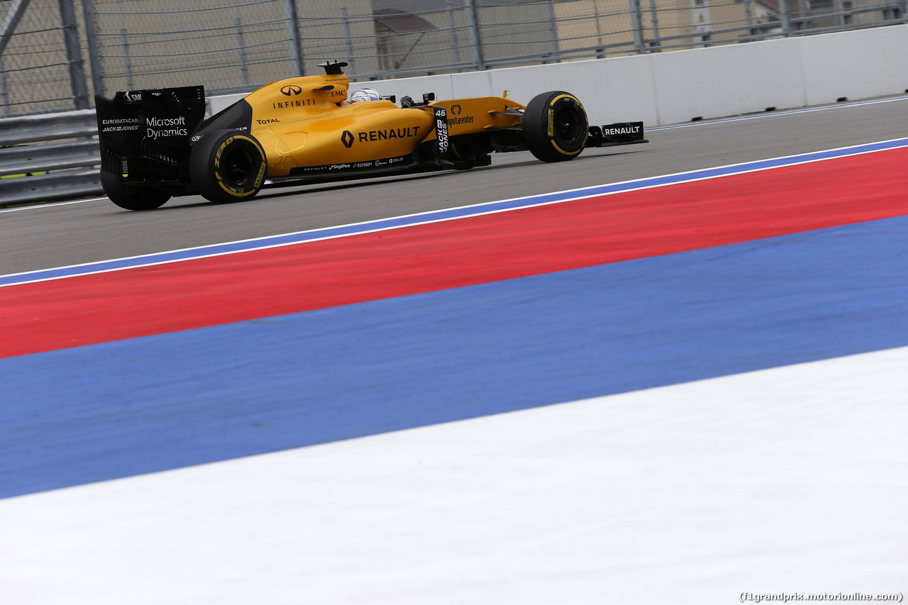 GP RUSSIA, 29.04.2016 - Prove Libere 1, Sergey Sirotkin (RUS) Renault Sport F1 Team, Test Driver