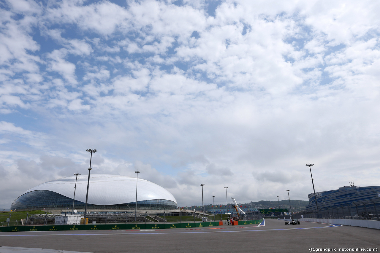 GP RUSSIA, 29.04.2016 - Prove Libere 1, Lewis Hamilton (GBR) Mercedes AMG F1 W07 Hybrid