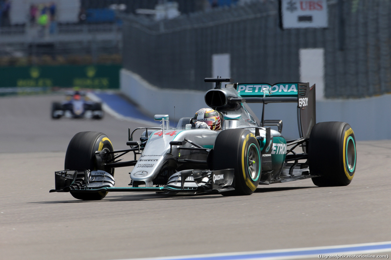 GP RUSSIA, 29.04.2016 - Prove Libere 1, Lewis Hamilton (GBR) Mercedes AMG F1 W07 Hybrid