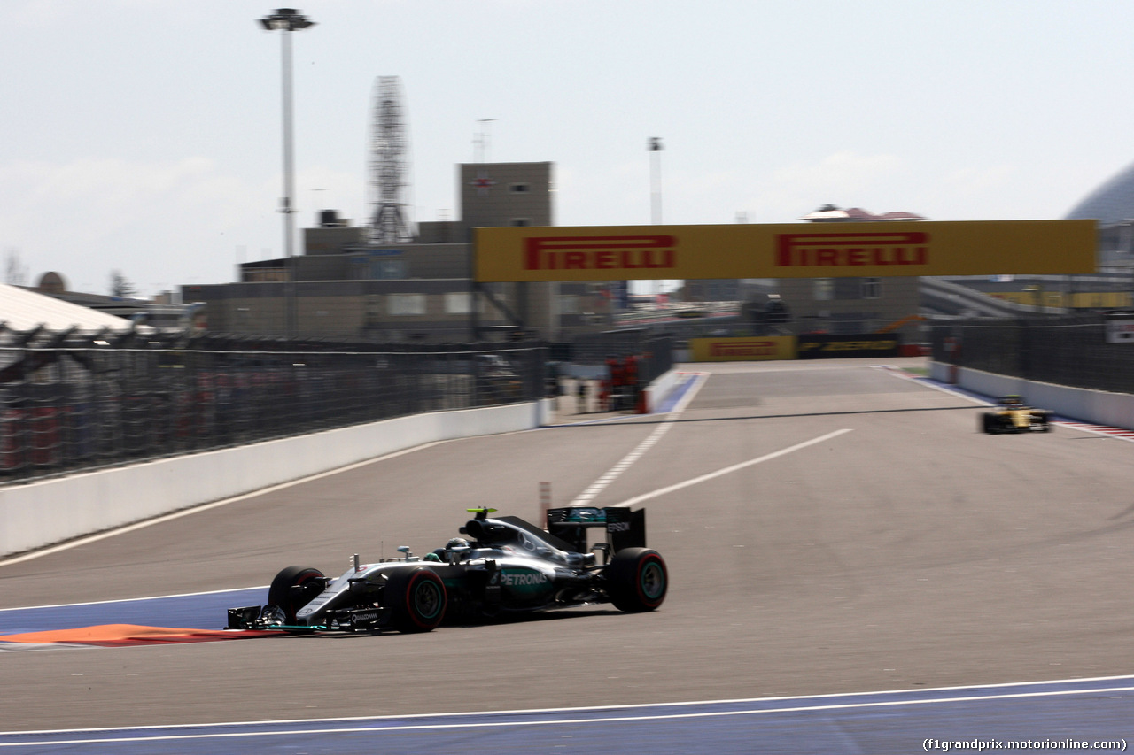 GP RUSSIA, 29.04.2016 - Prove Libere 2, Nico Rosberg (GER) Mercedes AMG F1 W07 Hybrid