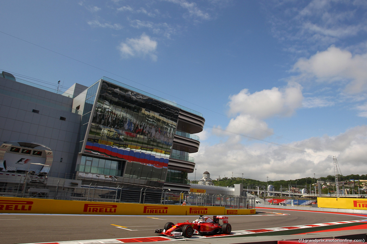 GP RUSSIA, 29.04.2016 - Prove Libere 2, Sebastian Vettel (GER) Ferrari SF16-H