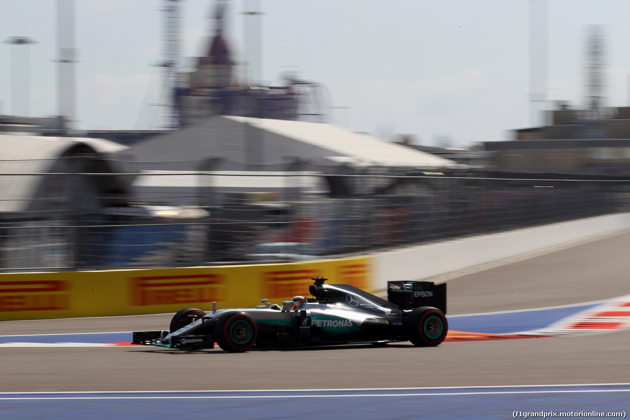 GP RUSSIA, 29.04.2016 - Prove Libere 2, Lewis Hamilton (GBR) Mercedes AMG F1 W07 Hybrid