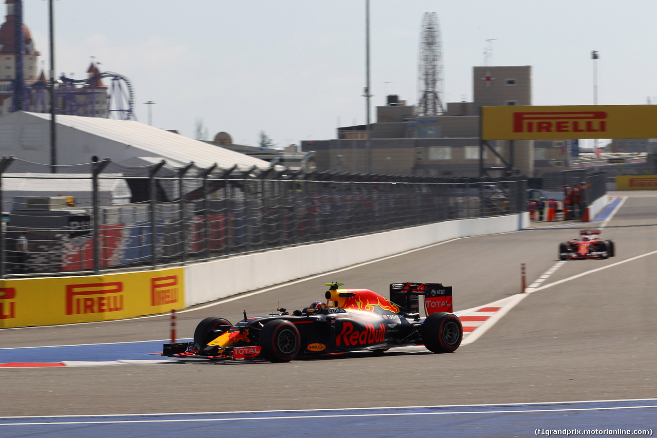 GP RUSSIA, 29.04.2016 - Prove Libere 2, Daniil Kvyat (RUS) Red Bull Racing RB12