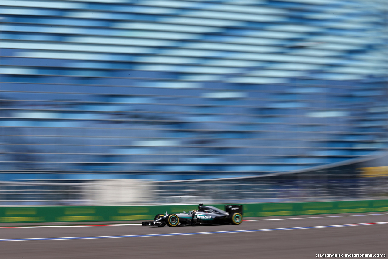 GP RUSSIA, 29.04.2016 - Prove Libere 2, Lewis Hamilton (GBR) Mercedes AMG F1 W07 Hybrid