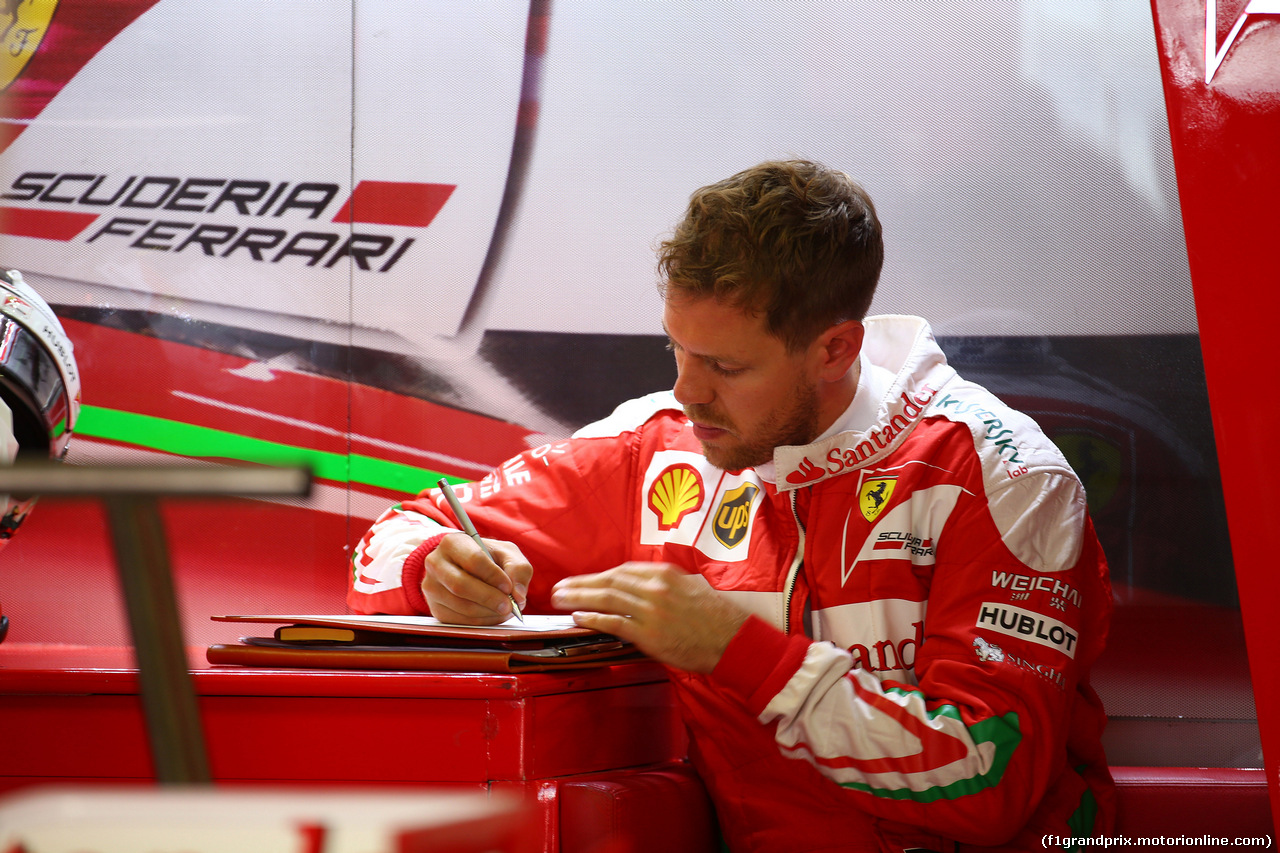 GP RUSSIA, 29.04.2016 - Prove Libere 2, Sebastian Vettel (GER) Ferrari SF16-H