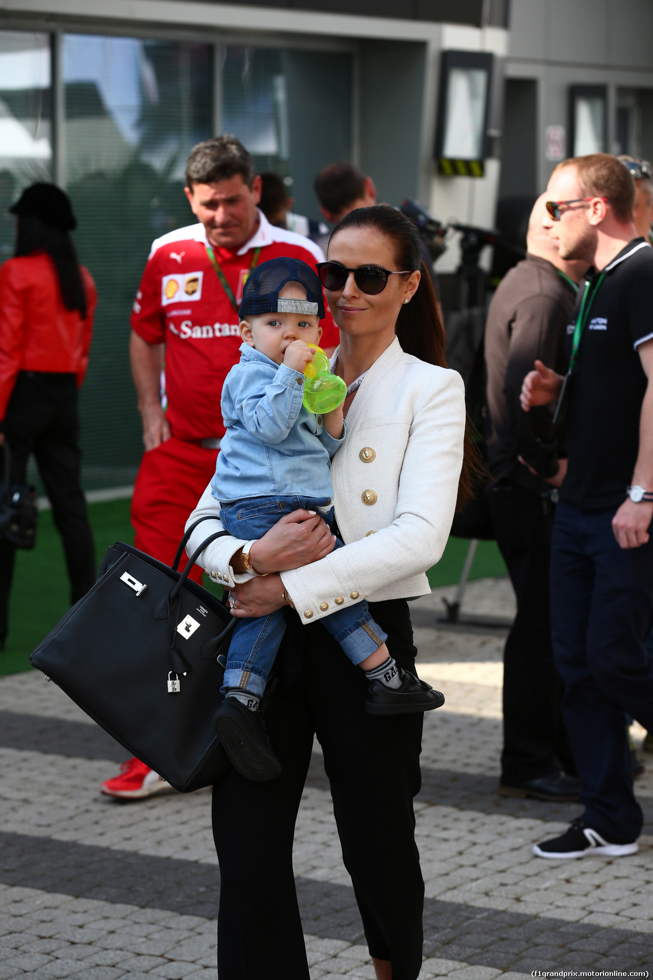 GP RUSSIA, 29.04.2016 - Prove Libere 2, Minttu Virtanen, girlfriend of Kimi Raikkonen (FIN) with their son Robin