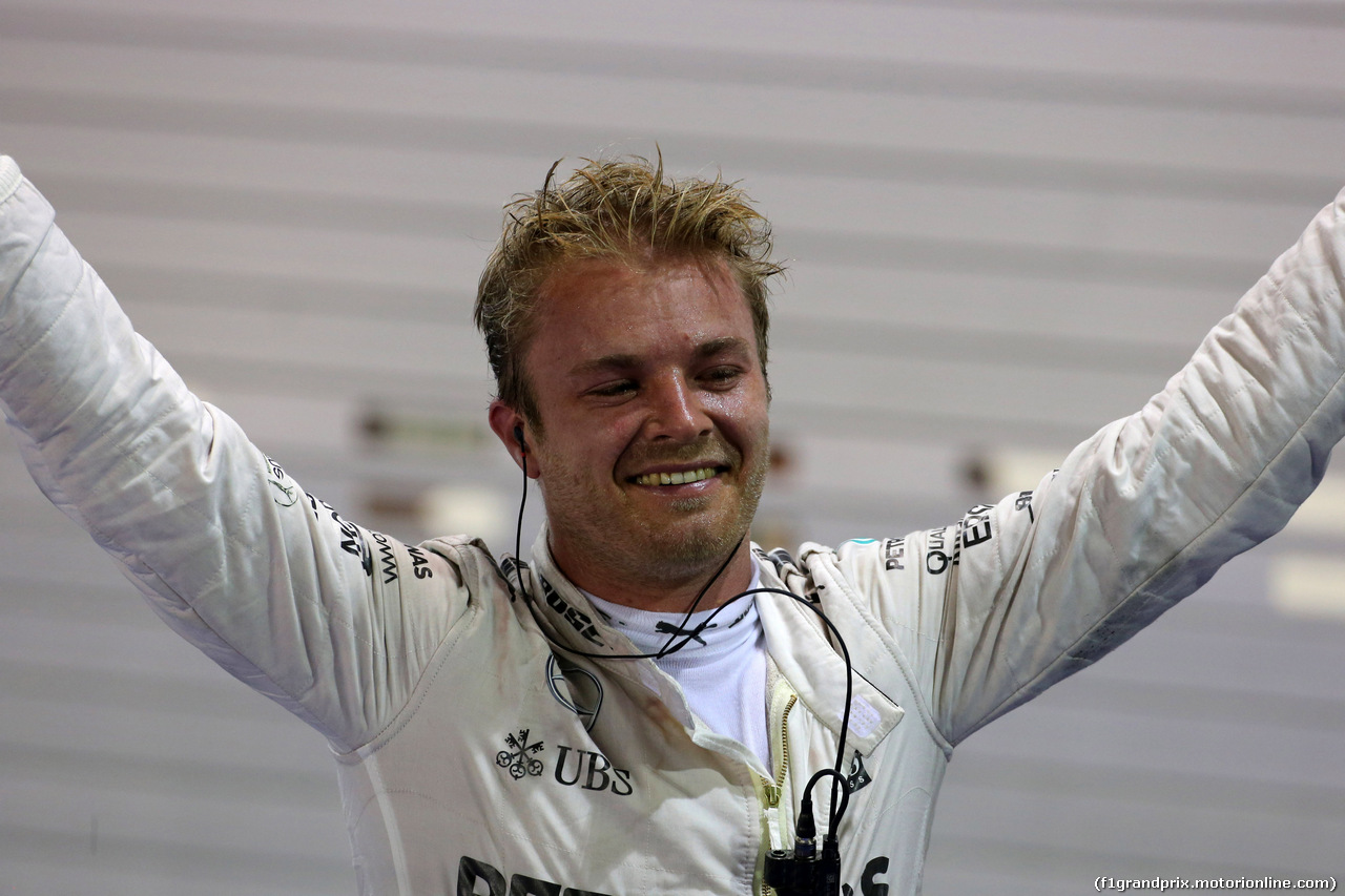 GP SINGAPORE, 18.09.2016 - Gara, Nico Rosberg (GER) Mercedes AMG F1 W07 Hybrid vincitore