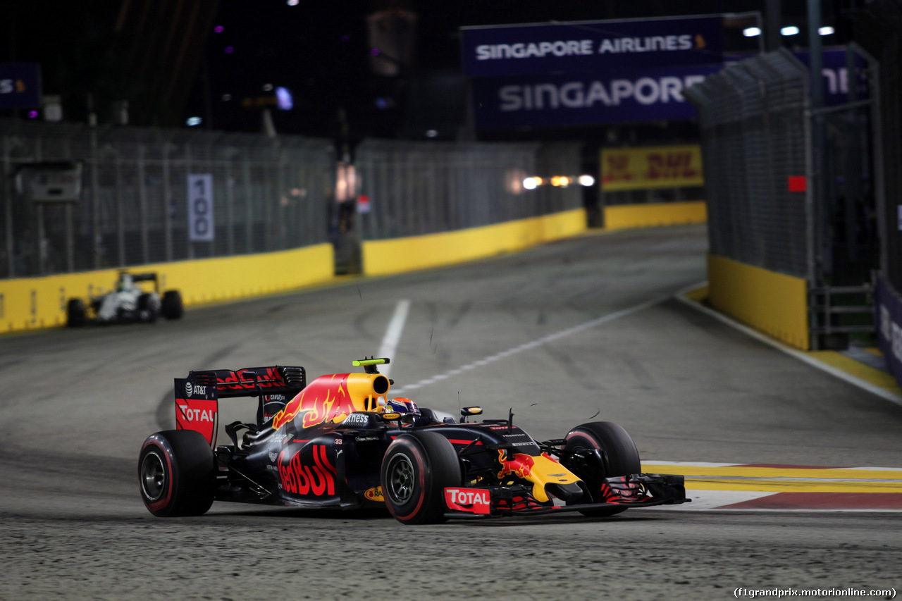 GP SINGAPORE, 18.09.2016 - Gara, Max Verstappen (NED) Red Bull Racing RB12