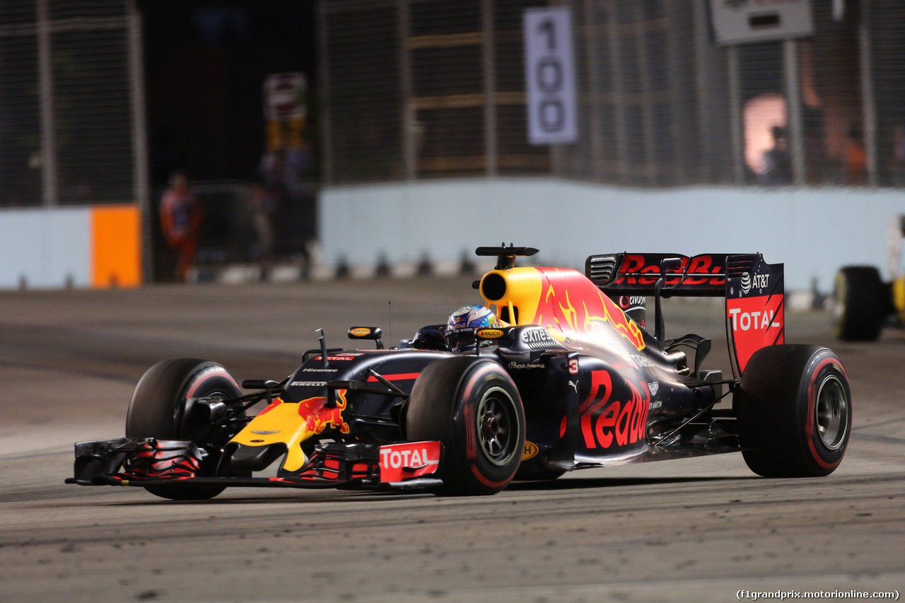 GP SINGAPORE, 18.09.2016 - Gara, Daniel Ricciardo (AUS) Red Bull Racing RB12