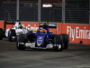 GP SINGAPORE, 18.09.2016 - Gara, Felipe Nasr (BRA) Sauber C34 davanti a Felipe Massa (BRA) Williams FW38