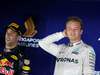 GP SINGAPORE, 18.09.2016 - Gara, secondo Daniel Ricciardo (AUS) Red Bull Racing RB12 e Nico Rosberg (GER) Mercedes AMG F1 W07 Hybrid vincitore