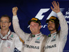 GP SINGAPUR, 18.09.2016 - Carrera, Nico Rosberg (GER) Mercedes AMG F1 W07 Hybrid ganador y tercero Lewis Hamilton (GBR) Mercedes AMG F1 W07 Hybrid