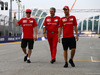 GP SINGAPORE, 15.09.2016 - Kimi Raikkonen (FIN) Ferrari SF16-H, Maurizio Arrivabene (ITA) Ferrari Team Principal e Sebastian Vettel (GER) Ferrari SF16-H