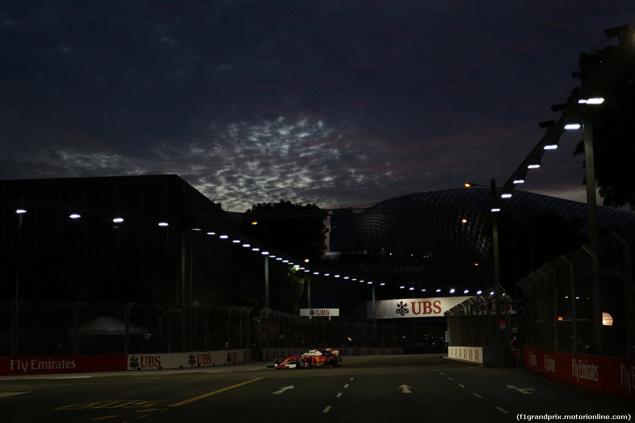 GP SINGAPORE, 16.09.2016 - Prove Libere 1, Sebastian Vettel (GER) Ferrari SF16-H