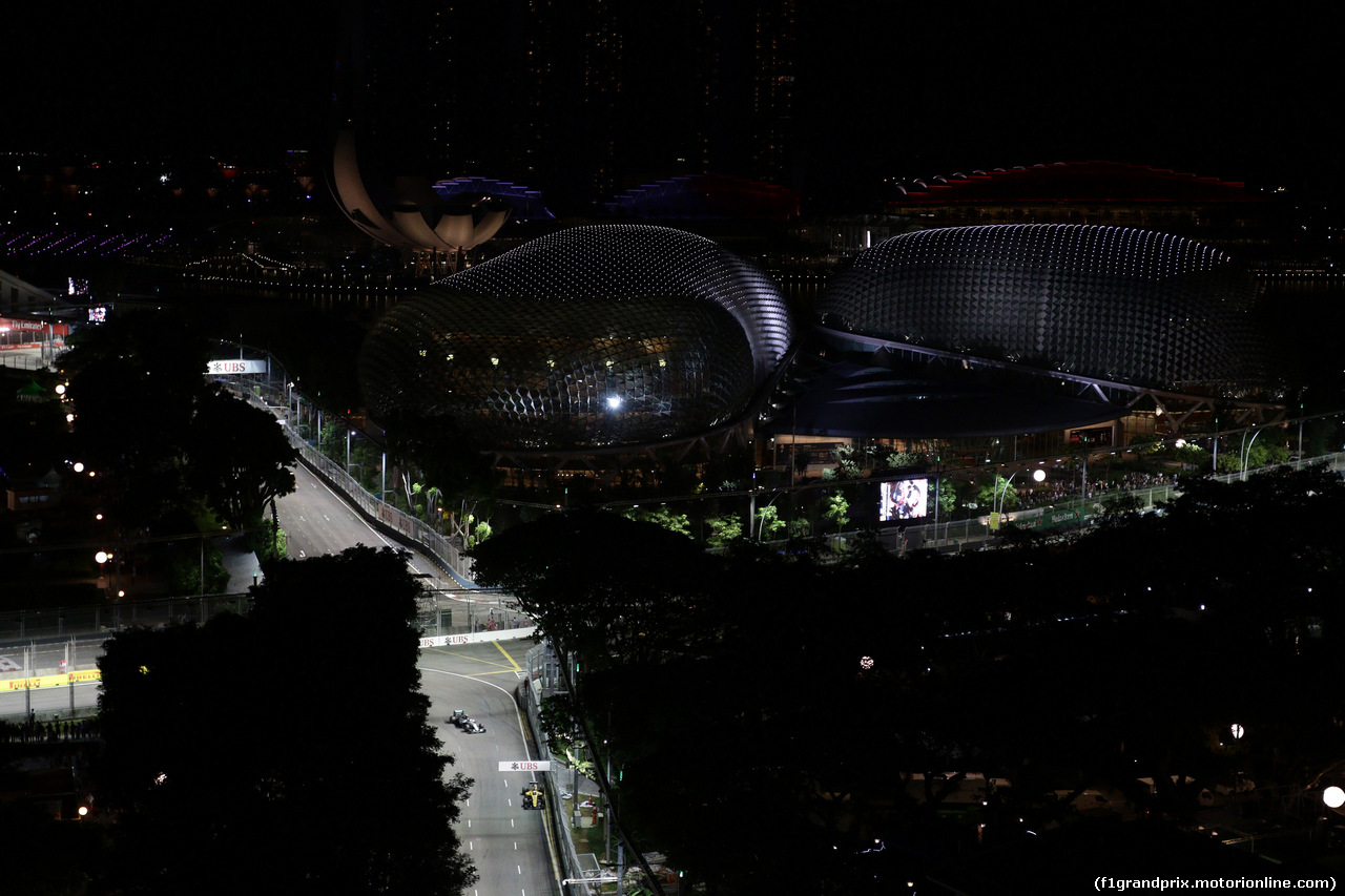 GP SINGAPORE, 16.09.2016 - Prove Libere 2, Kevin Magnussen (DEN) Renault Sport F1 Team RS16