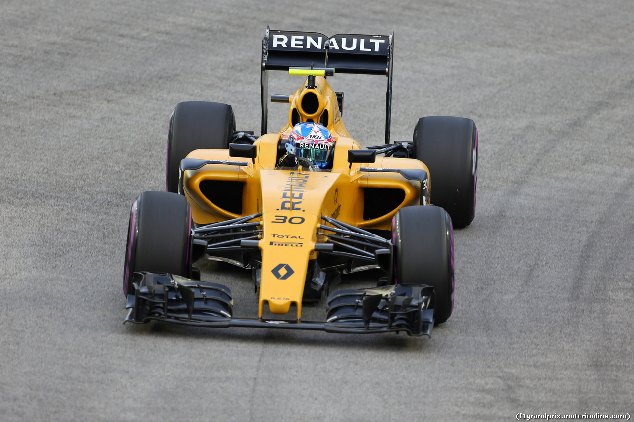 GP SINGAPORE, 17.09.2016 - Prove Libere 3, Jolyon Palmer (GBR) Renault Sport F1 Team RS16