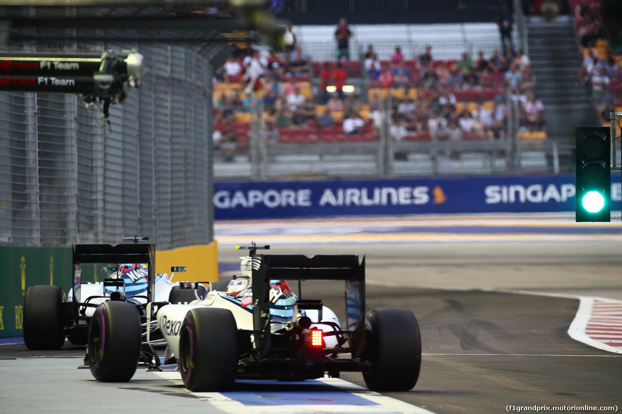 GP SINGAPORE, 17.09.2016 - Prove Libere 3, Felipe Massa (BRA) Williams FW38 e Valtteri Bottas (FIN) Williams FW38