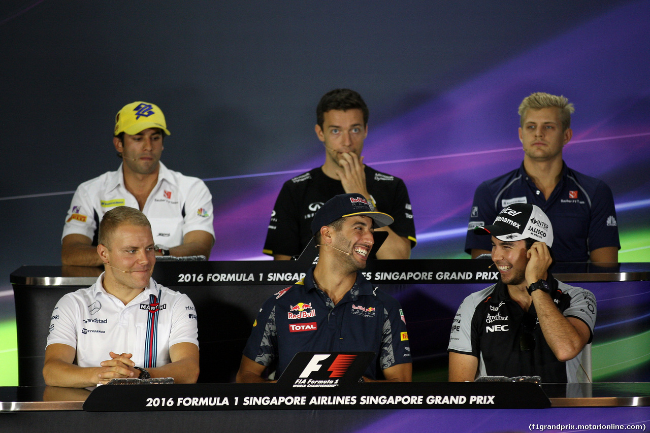 GP SINGAPORE, 15.09.2016 - Conferenza Stampa, Felipe Nasr (BRA) Sauber C34, Jolyon Palmer (GBR) Renault Sport F1 Team RS16, Marcus Ericsson (SUE) Sauber C34, Valtteri Bottas (FIN) Williams FW38, Daniel Ricciardo (AUS) Red Bull Racing RB12 e Sergio Perez (MEX) Sahara Force India F1 VJM09