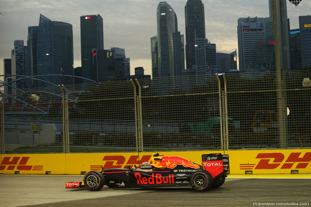 GP SINGAPORE, 16.09.2016 - Prove Libere 1, Max Verstappen (NED) Red Bull Racing RB12