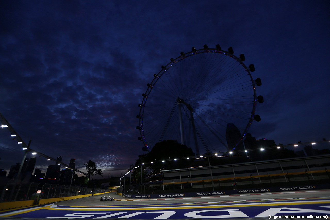 GP SINGAPORE, 16.09.2016 - Prove Libere 1, Nico Rosberg (GER) Mercedes AMG F1 W07 Hybrid