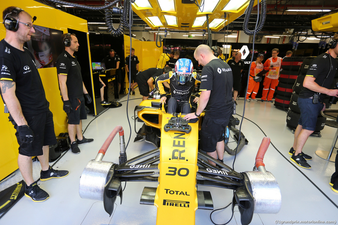 GP SINGAPORE, 16.09.2016 - Prove Libere 1, Jolyon Palmer (GBR) Renault Sport F1 Team RS16