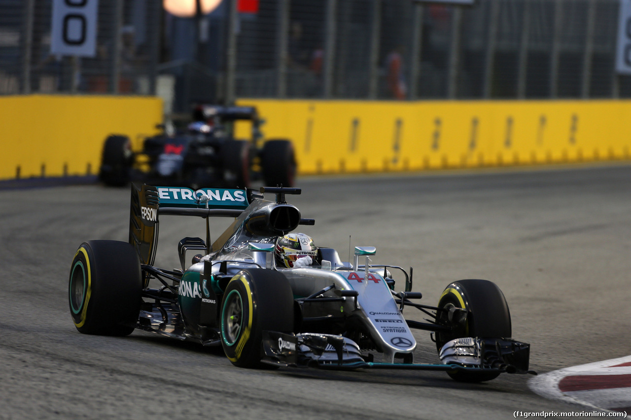 GP SINGAPORE, 16.09.2016 - Prove Libere 1, Lewis Hamilton (GBR) Mercedes AMG F1 W07 Hybrid