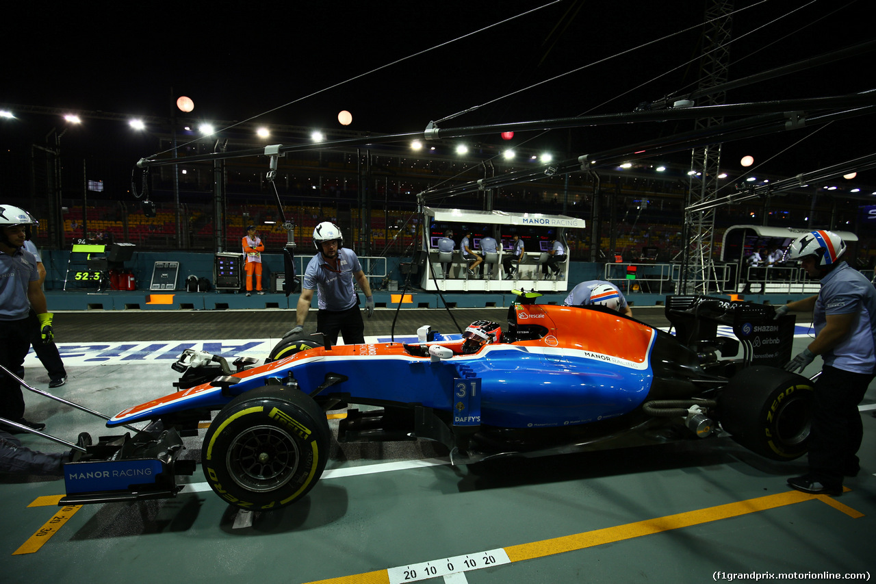 GP SINGAPORE, 16.09.2016 - Prove Libere 1, Esteban Ocon (FRA) Manor Racing MRT05