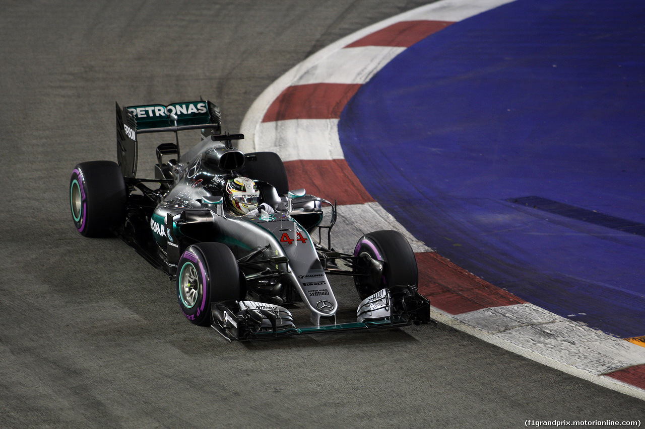 GP SINGAPORE, 16.09.2016 - Prove Libere 2, Lewis Hamilton (GBR) Mercedes AMG F1 W07 Hybrid